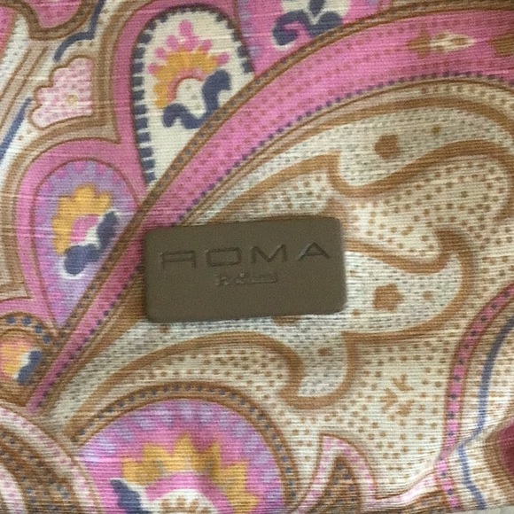 Roma Profumi;Pink Paisley adjustable strap nylon bag. - Picture 2 of 8